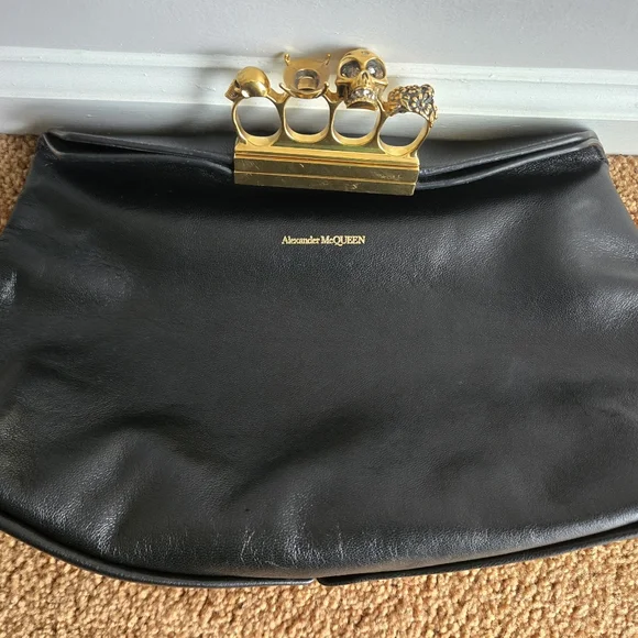 Alexander McQueen Black Clutch Bag - Picture 2 of 4